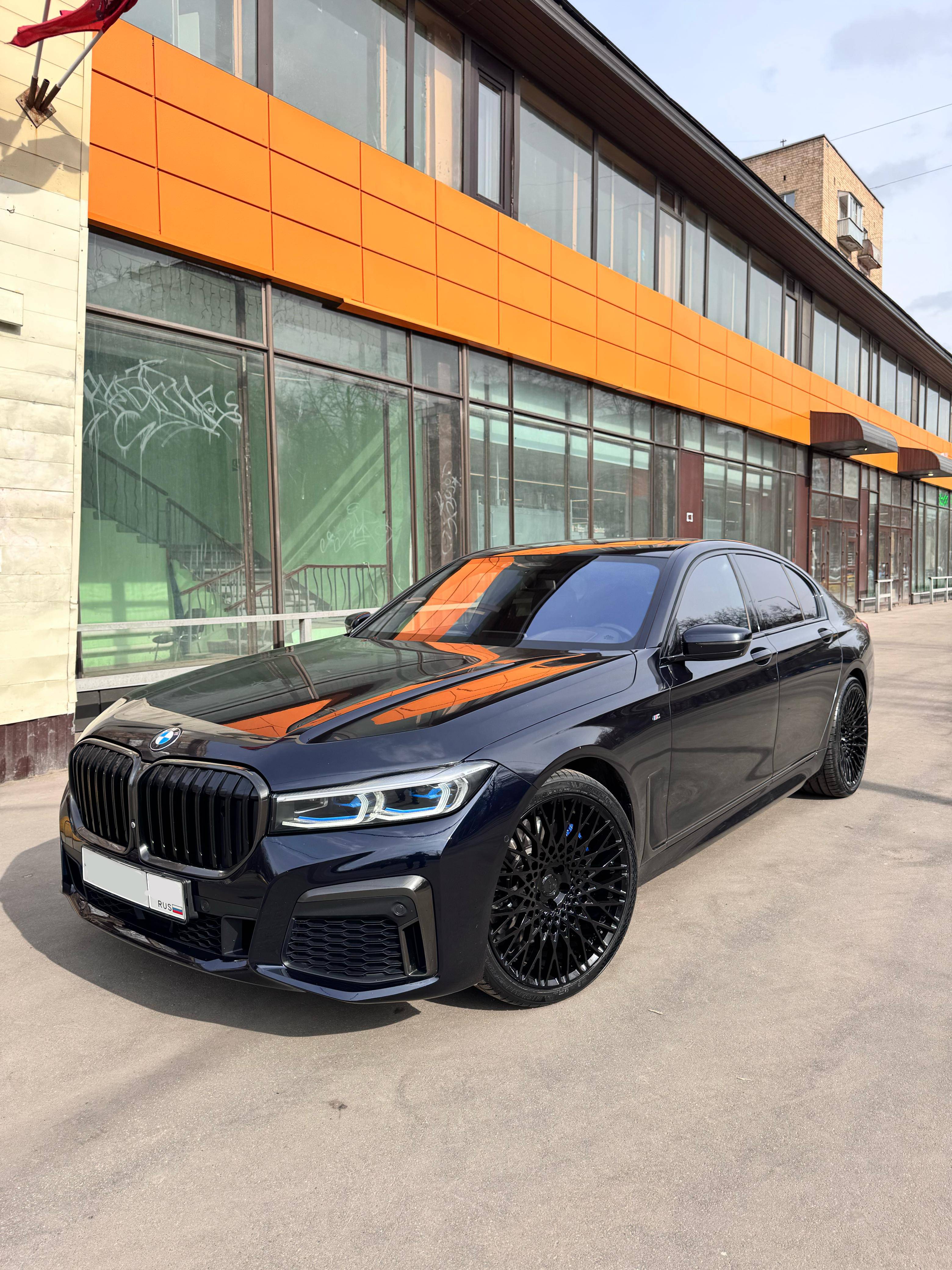 BMW 7 Series G11 на 21" кованых дисках Advanced Forged MS020	 фото 4